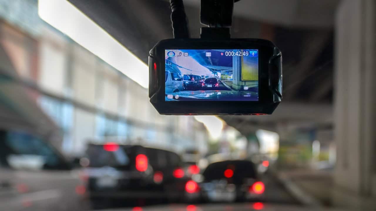 Best Dash Cam Under 100 to Save TONS of Money in 2020